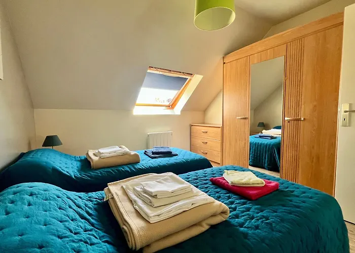 - Avec Jardin, 15 Mn Plage-centre-ville