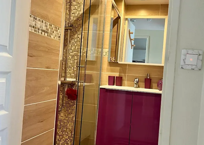 - Avec Jardin, 15 Mn Plage-centre-ville