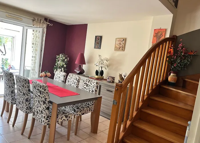 - Avec Jardin, 15 Mn Plage-centre-ville